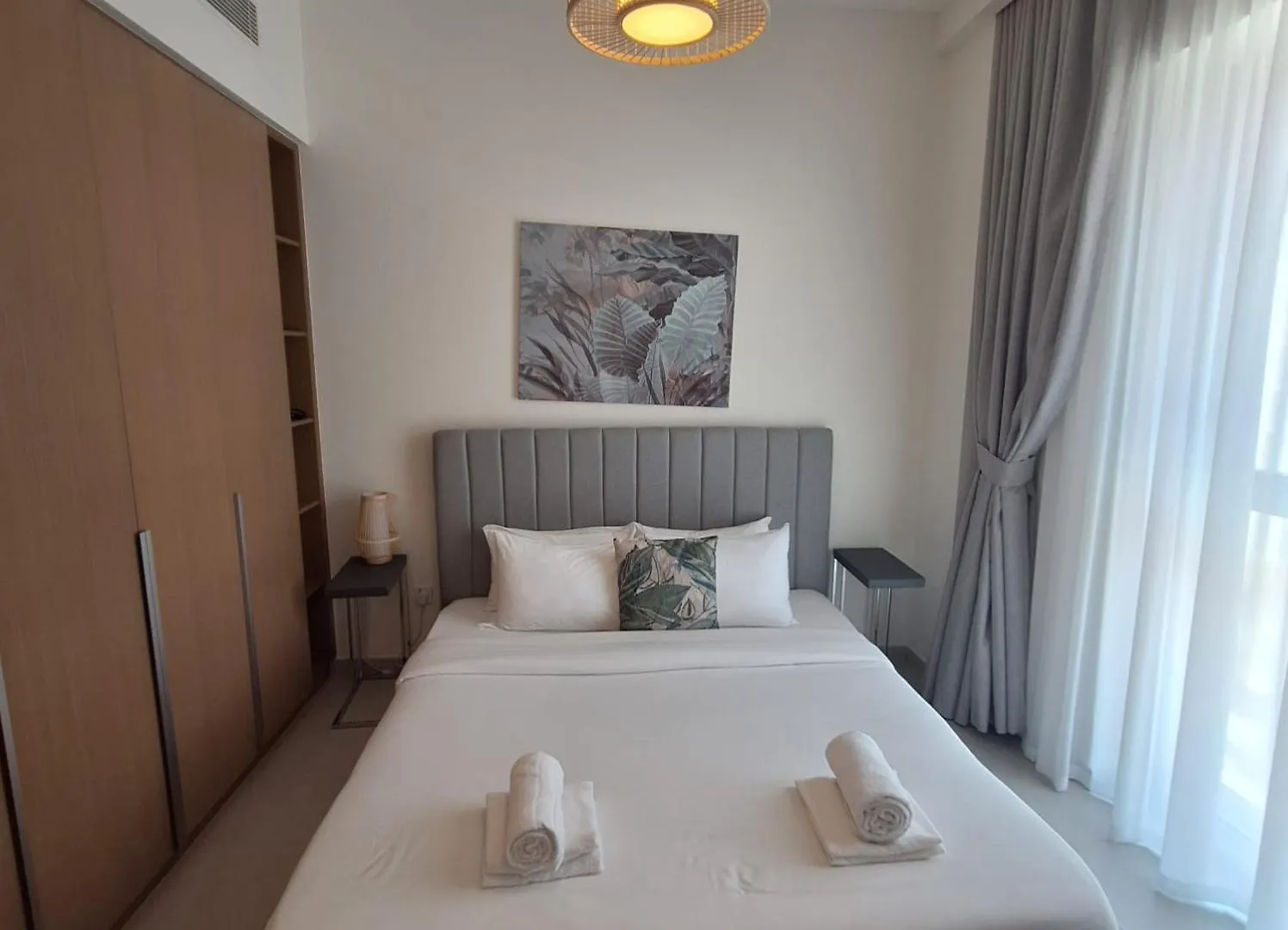 Apartment Creek Beachfront Heaven: 1Br Luxe Harbor Flat Dubai